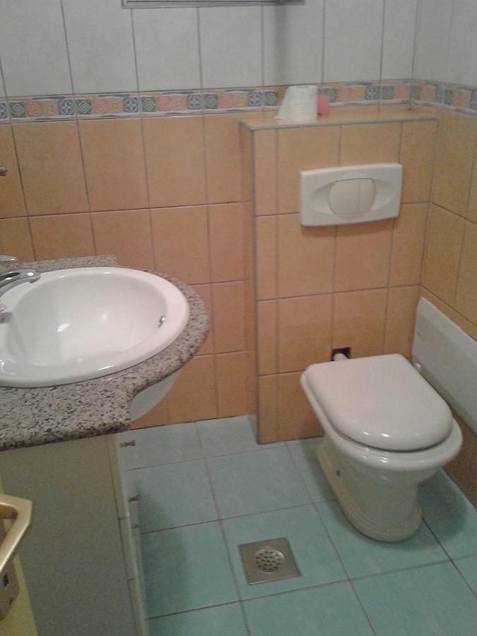 Apartments Anita Срима Екстериор снимка