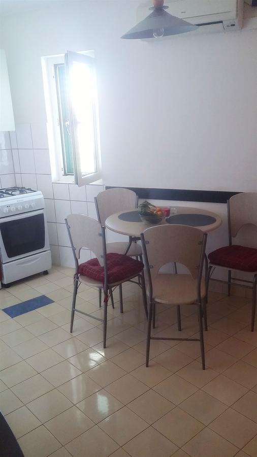 Apartments Anita Срима Екстериор снимка