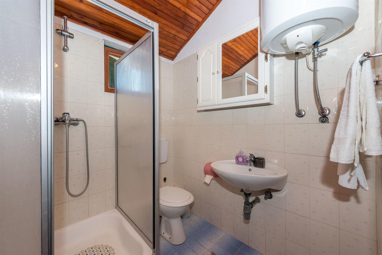 Apartments Anita Срима Екстериор снимка